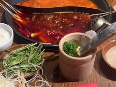 -萍姐火锅·公路夜市(武汉首店)