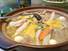 -绿草地·湘菜(酃湖师院店)
