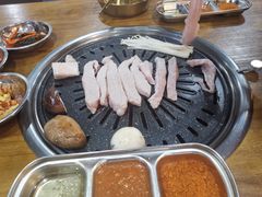 -黑豚黨韩国烤肉料理(悦然时光店)