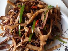 -小厨子私房菜·云南美食店