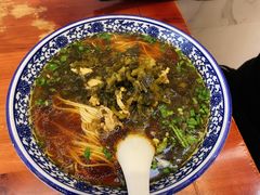 雪菜肉丝面-伟记奥面馆(养育巷店)