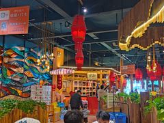 -老滇山寨•云南特色菜•地方菜•民族风情歌舞表演(金碧店)