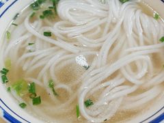 -香辉食馆(新兴路店)