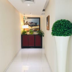 -咪咪比基尼脱毛专业店