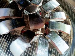 金牌鳗鱼半条-围炉肉舍•炭烤活鳗•丹东海鲜烤肉(步行街店)