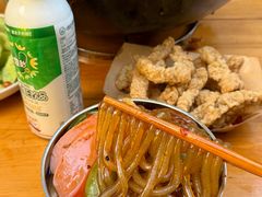 -鸿顺老铁锅美蛙鱼府(解放碑店)