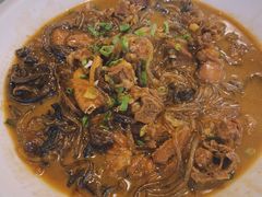 小鸡炖蘑菇-石老头关东饺子王·东北菜(嘉华鑫城店)