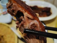 脆皮烧鹅-明腾壹间茶餐厅(新都会花园广场店)