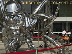 -东浩兰生上海世博展览馆