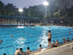 -越秀山游泳场