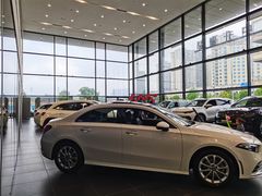 -长沙中升聚星奔驰4S店(望城店)