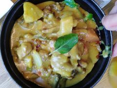 金牌咖喱鸡-峨嵋小镇·川菜(勒泰中心店)