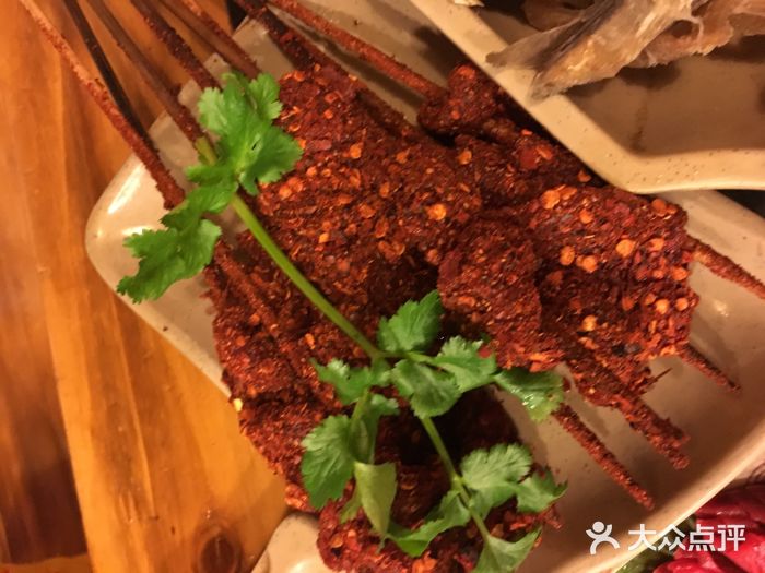 城门洞老火锅(胜利路店)秘制特色麻辣嫩牛肉图片