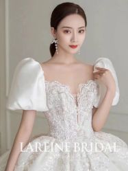 点击看大图 -拉瑞娜LaReine婚纱礼服高级定制