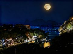 -悦吧·360°全景天台酒吧(象山店)