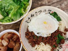 红味炸酱面-天府面庄(天平路店)