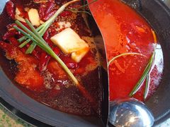 -鸿姐老火锅(疁城新天地店)