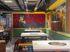 -钢管厂五区小郡肝串串香火锅(梅川路店)