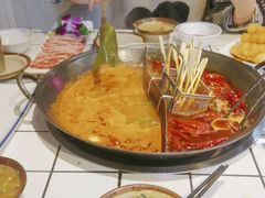 -巴卤社老火锅(财富店)