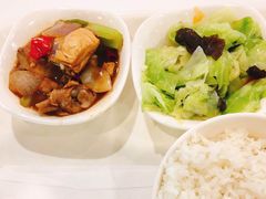 -浦东图书馆读者餐厅