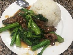 时菜牛肉饭-新鸿发咖啡美食