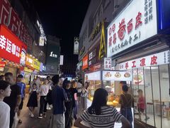 -万达广场(南昌红谷滩店)