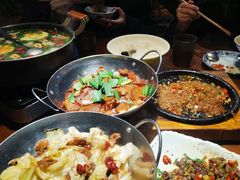 -钟掌勺忘不了地道湘菜(新天地假日广场店)