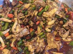 -鸿顺老铁锅美蛙鱼府(解放碑店)