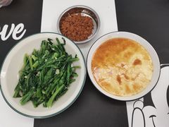 -臻爱住家月嫂育儿嫂(万达店)
