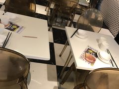 -新大咀港式茶餐厅(宝山万达店)
