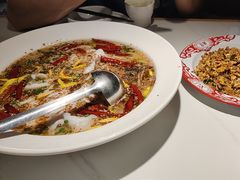 -江渔儿酸菜鱼(万科东荟城店)