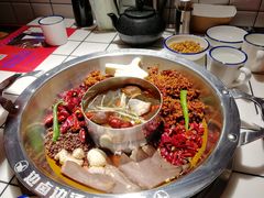 -贤合庄卤味火锅(时代广场店)