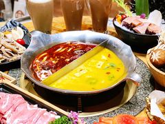 -湊湊火锅·茶憩(南京东路悦荟店)