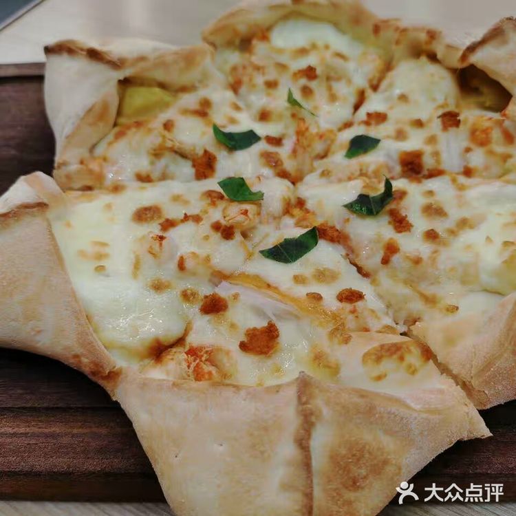 吃起来是那种甜甜咸咸的,很清爽,怕腻的吃这款就对了