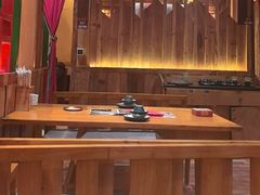 -老滇山寨•云南特色菜•地方菜•民族风情歌舞表演(金碧店)