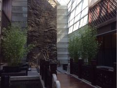 五岳锻铜-山东大厦