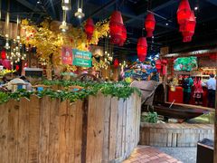 大堂-老滇山寨•云南特色菜•地方菜•民族风情歌舞表演(金碧店)