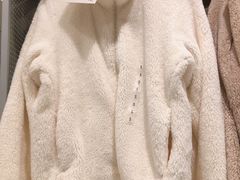 -优衣库(广州天河领展广场店)