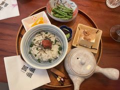 -嘁嘁茶泡饭