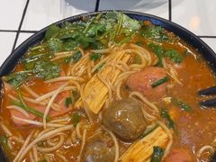 -肥汁米蘭香港米线(长宁来福士店)