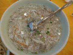 -侬佳蒸菜馆(听潮店)