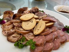 -赤峰宴宾楼(满洲里路店)