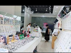 -诺柯视眼镜-蔡司依视路官方工厂店(淞南一店)