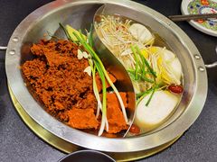 -沸炉重庆老火锅(军事博物馆店)