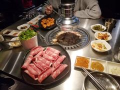 -韩聚屋韩国烤肉餐厅(新北万达店)