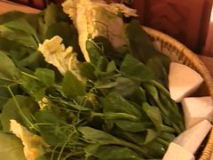 -巴奴毛肚火锅(龙湖锦艺城店)