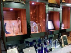 -茂菊口腔连锁(浦东南路店)