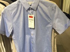 -URBAN REVIVO(高德置地广场·春广场店)