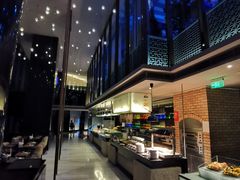 自助取餐区-唐拉雅秀酒店-西锦汇空中BBQ·思创餐厅