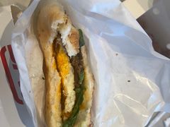 -必胜客(尹山湖歌林公园店)